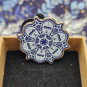 C3PO Snowflake Trading Pin